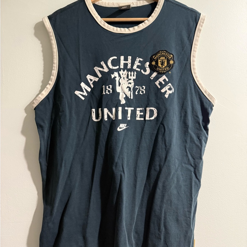 Vintage Nike Manchester United Sleeveless Shirt